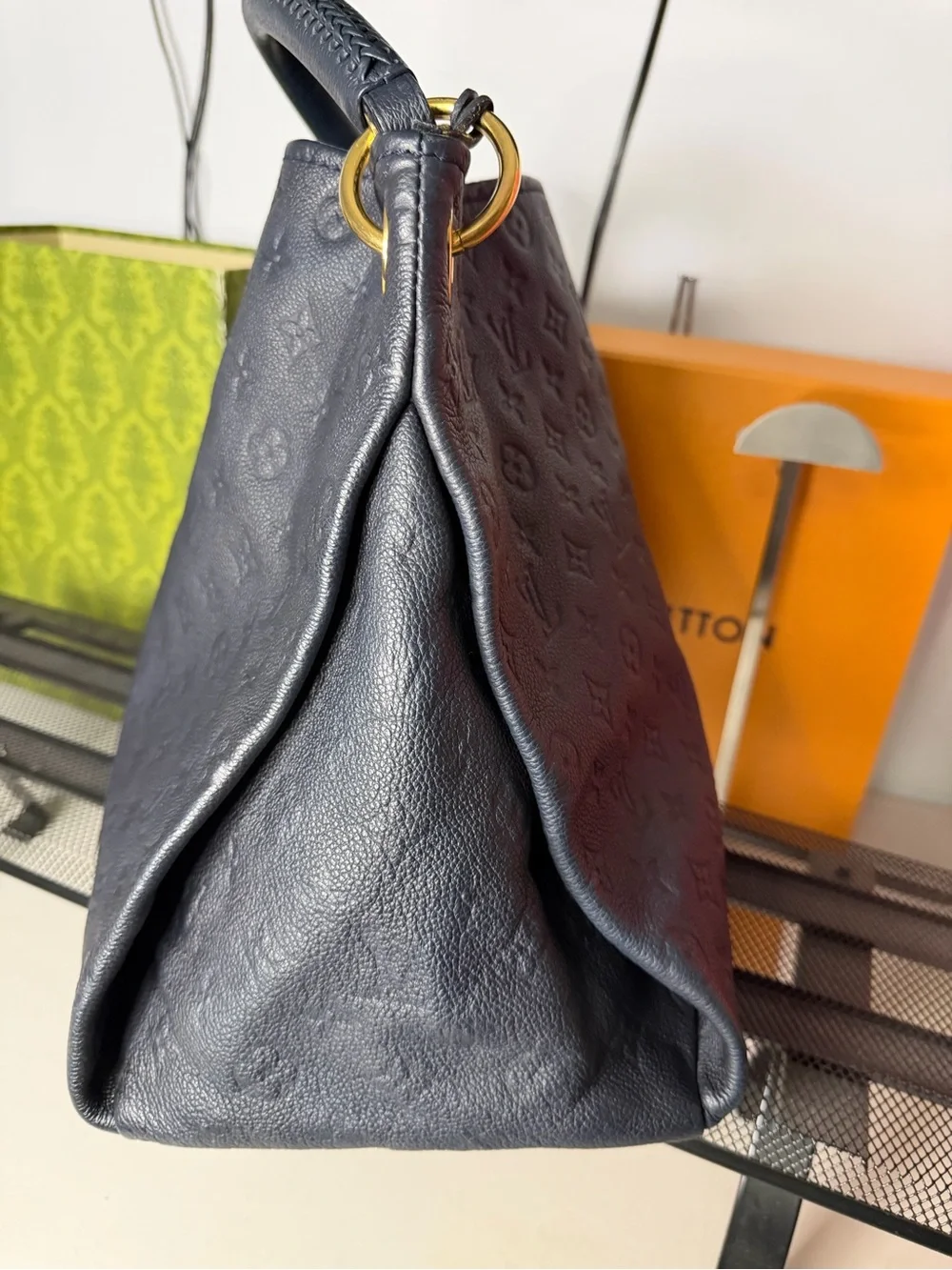 LOUIS VUITTON MONOGRAM EMPREINTE ARTSY MM – NAVY
